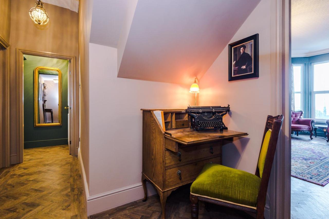 Russell Court By Orenda-Luxe Llandudno Buitenkant foto