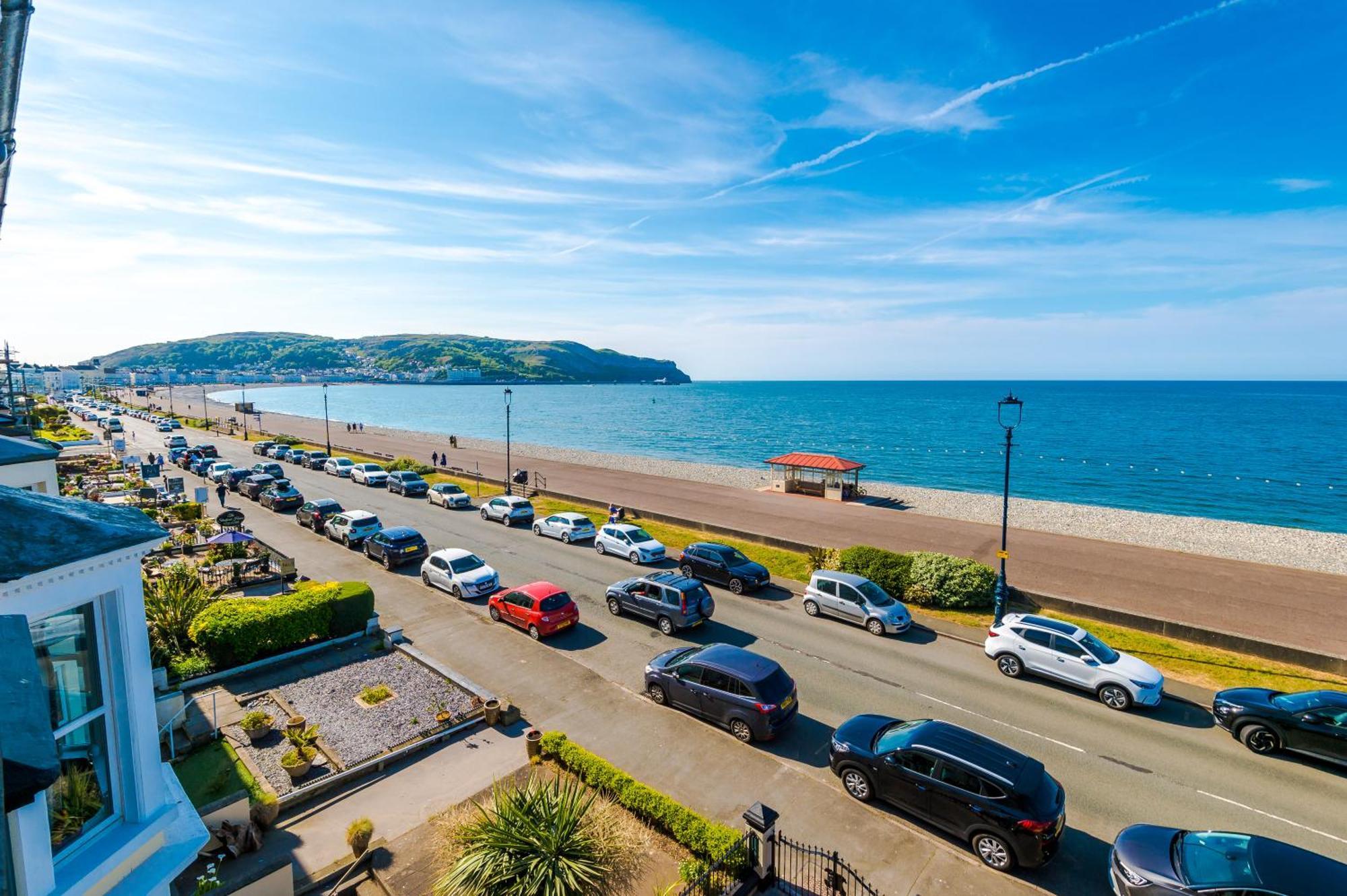 Russell Court By Orenda-Luxe Llandudno Buitenkant foto