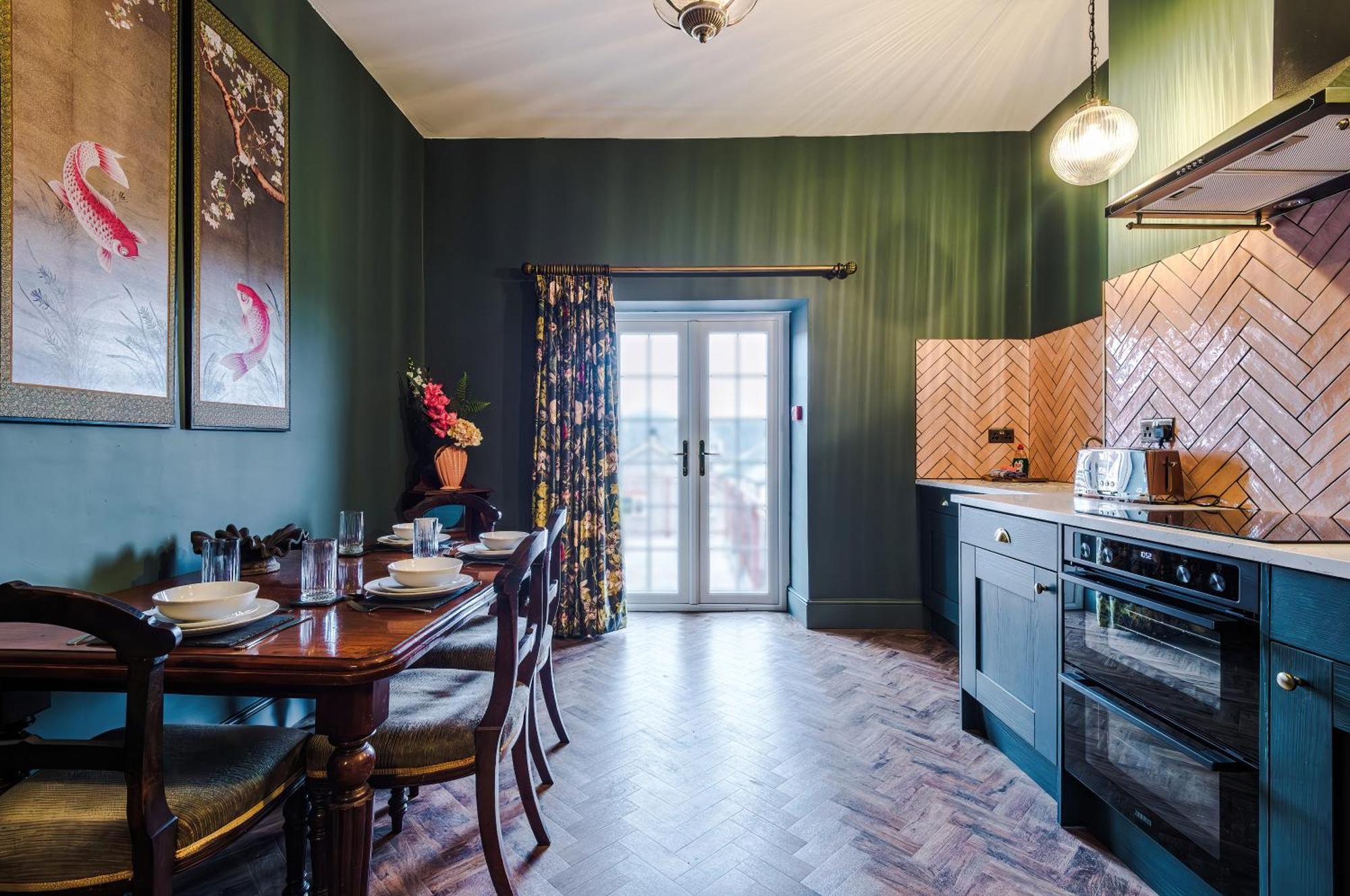 Russell Court By Orenda-Luxe Llandudno Buitenkant foto