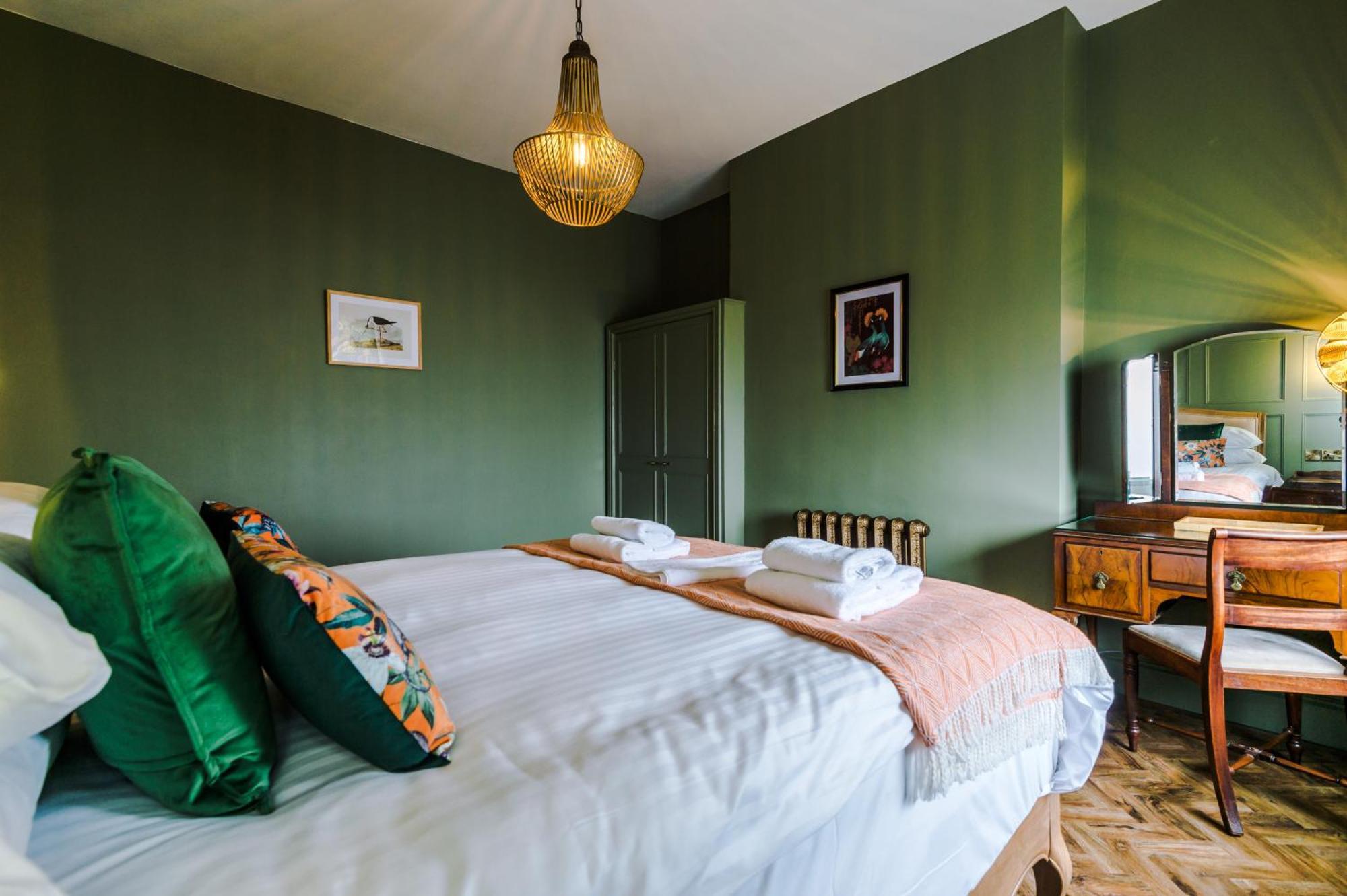 Russell Court By Orenda-Luxe Llandudno Buitenkant foto